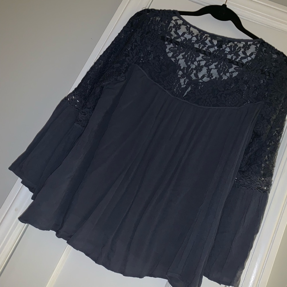 American Eagle Bell Sleeve Peasant Blouse Blue Lace Shirt NWOT - Picture 10 of 11